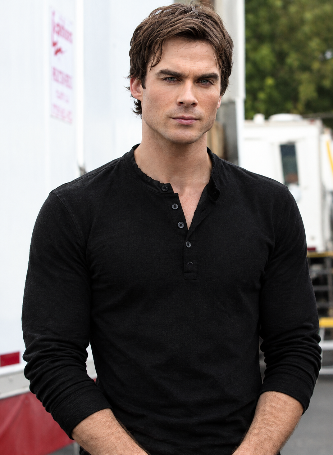 Offside signature black henley( damon edition)